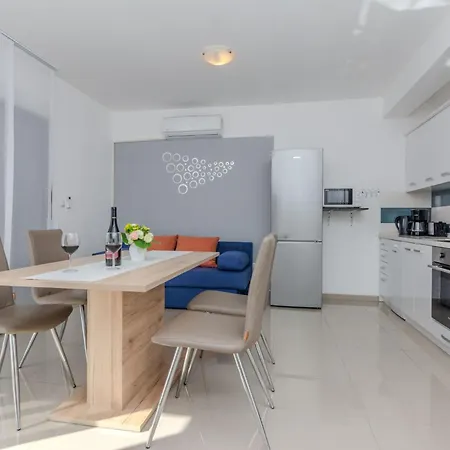 Marovic By Interhome Appartamento