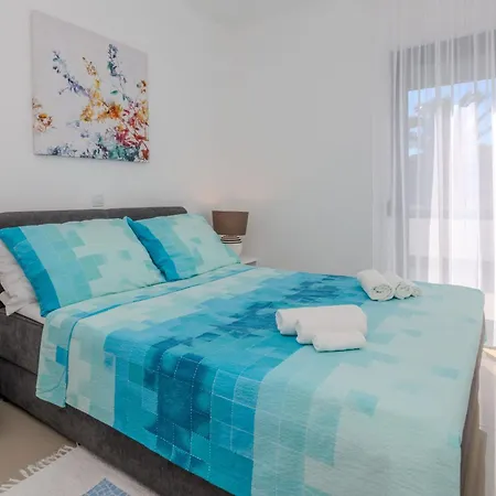 Marovic By Interhome * Vir