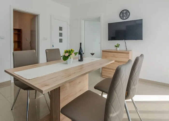 Appartamento Marovic By Interhome